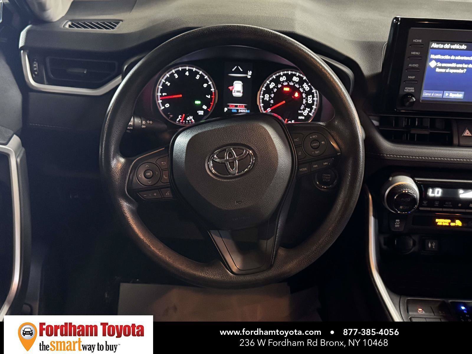 Used 2019 Toyota RAV4 XLE AWD/4WD image 14