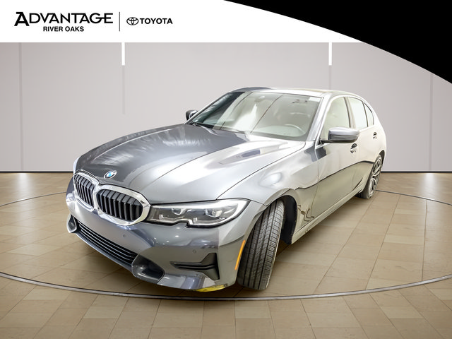 Used 2022 BMW 330i xDrive Sedan w/ Premium Package 2 AWD/4WD image 4