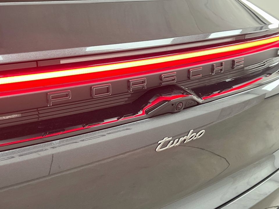 New 2026 Porsche Macan Turbo Electric AWD/4WD image 34