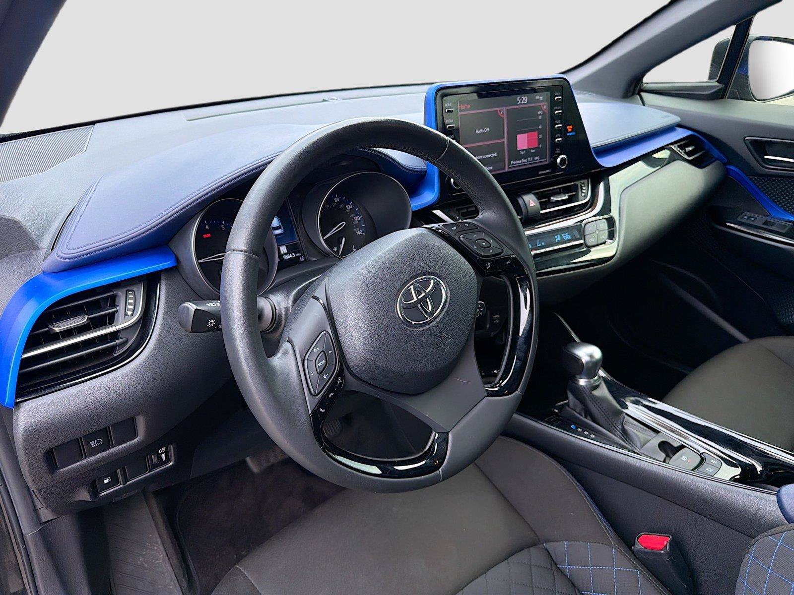 Used 2021 Toyota C-HR XLE FWD image 24