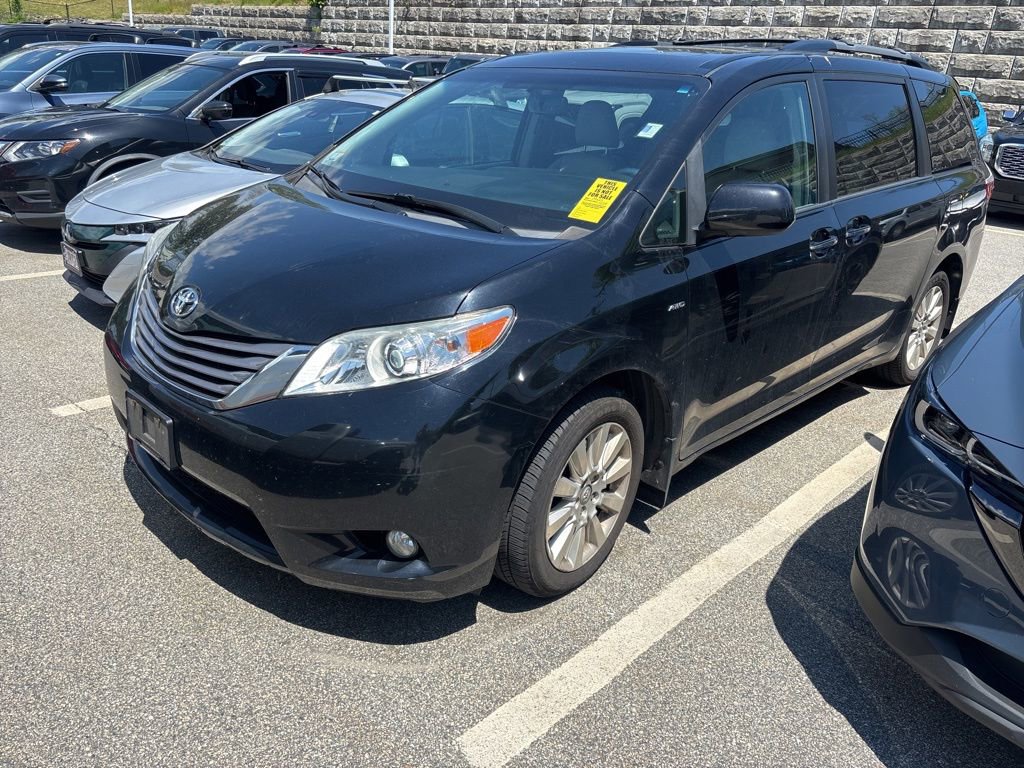 Used 2016 Toyota Sienna XLE Premium w/ Outdoor Package AWD/4WD image 2