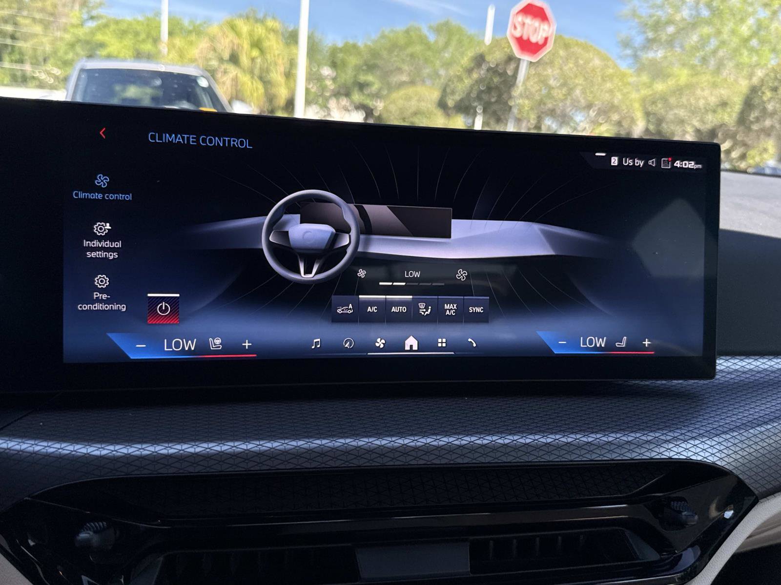 Used 2025 BMW M340i image 25