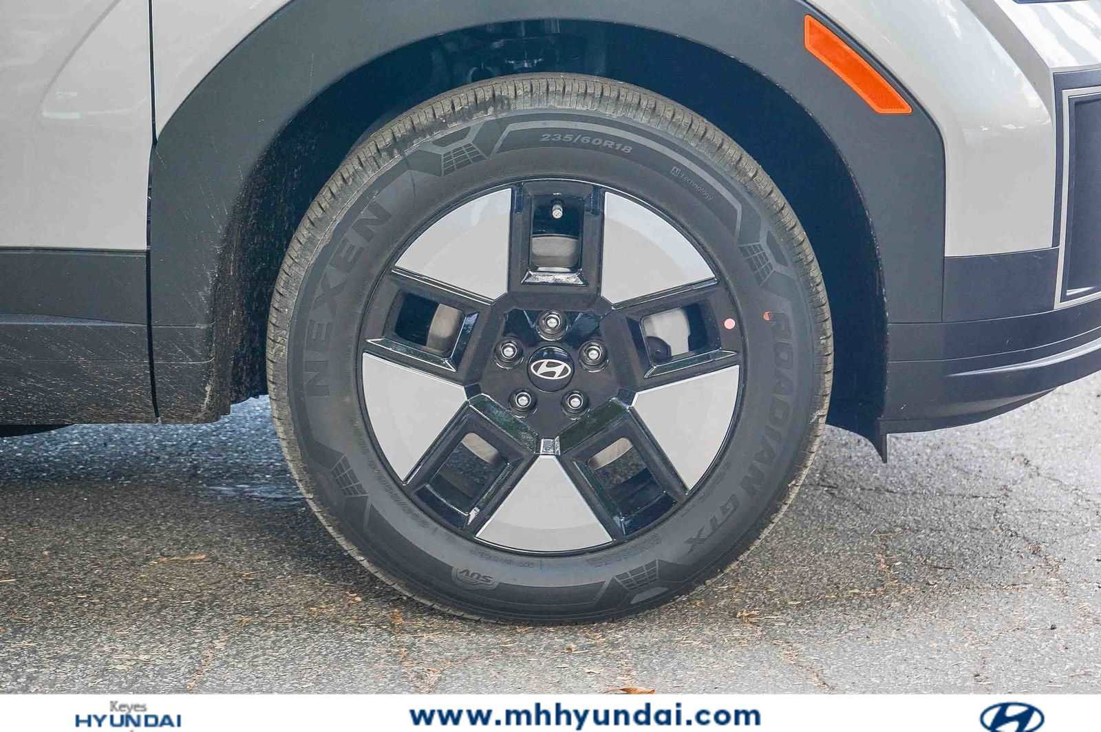 New 2026 Hyundai Santa Fe SE FWD image 4