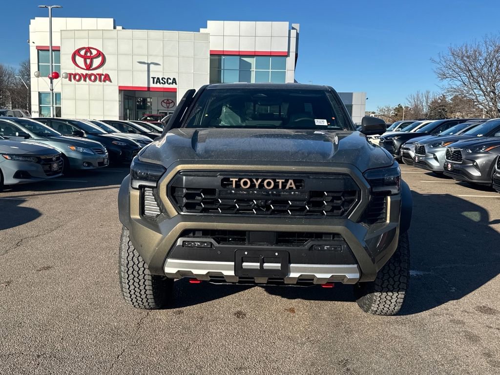 New 2026 Toyota Tacoma 4x4 Double Cab Hybrid video 2