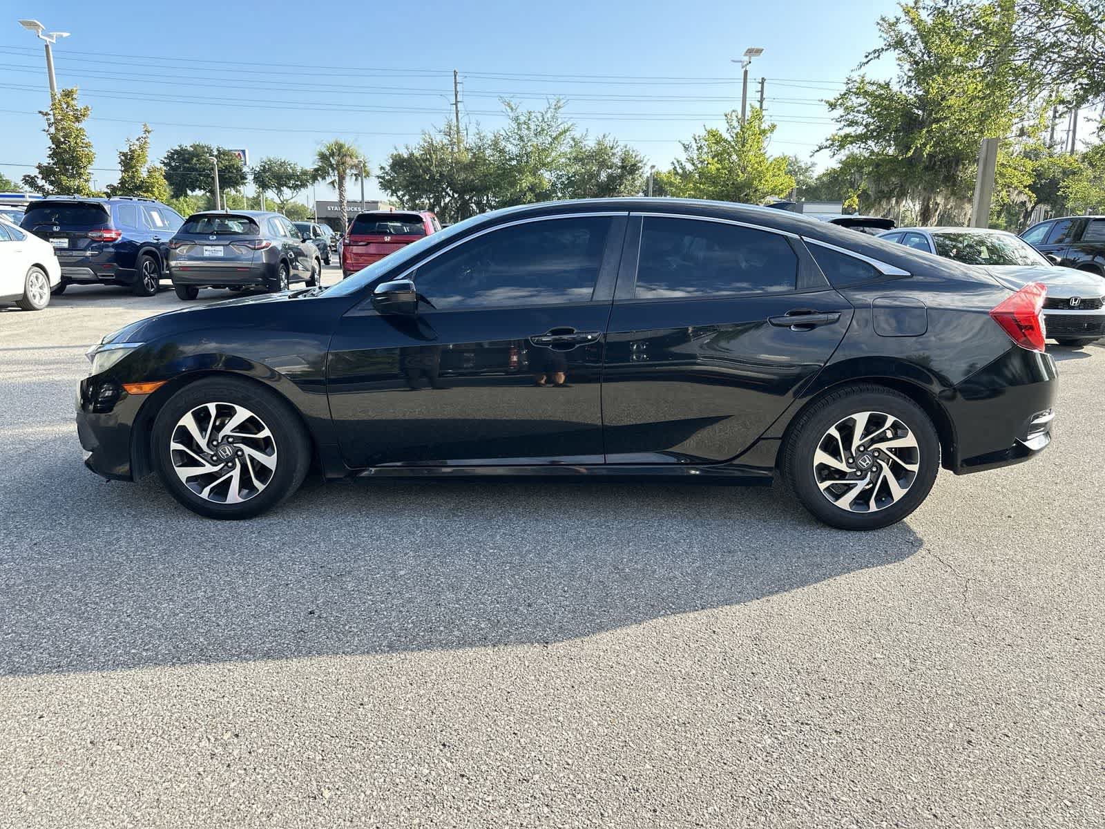 Used 2017 Honda Civic EX image 3