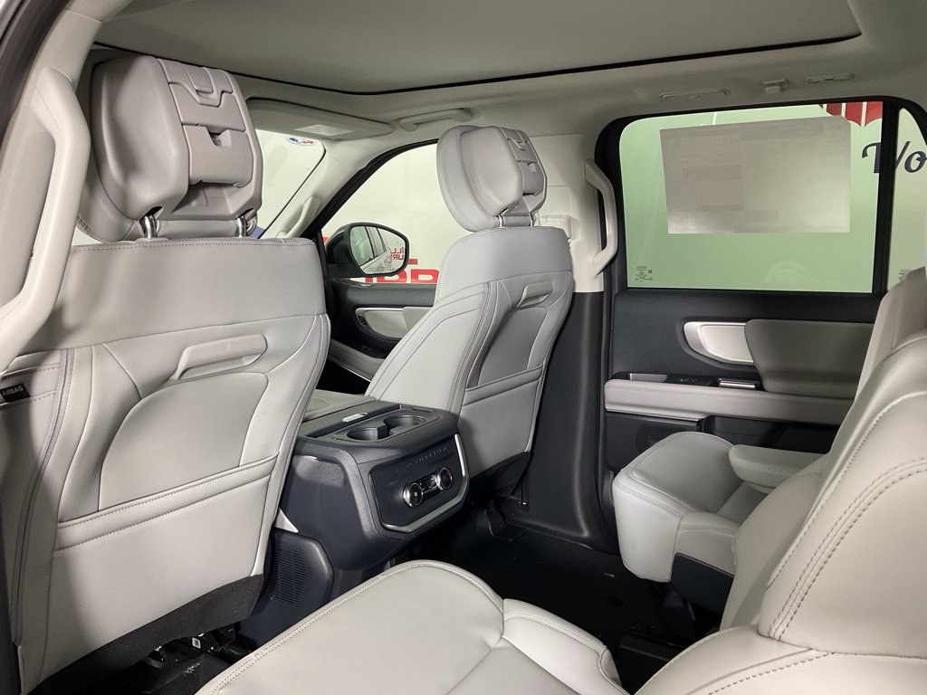 New 2027 Ford Expedition Max Active RWD image 15