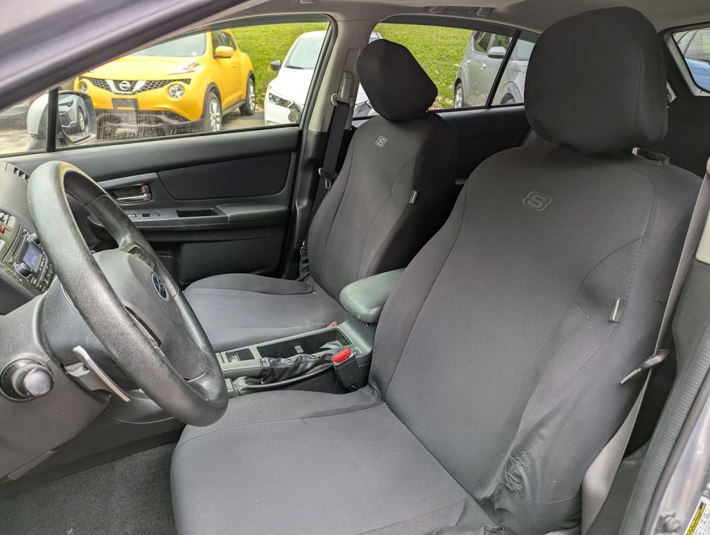 Used 2014 Subaru Crosstrek 2.0i Premium w/ Moonroof Package AWD/4WD image 8