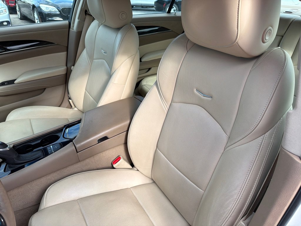 Used 2016 Cadillac CTS Luxury RWD image 25