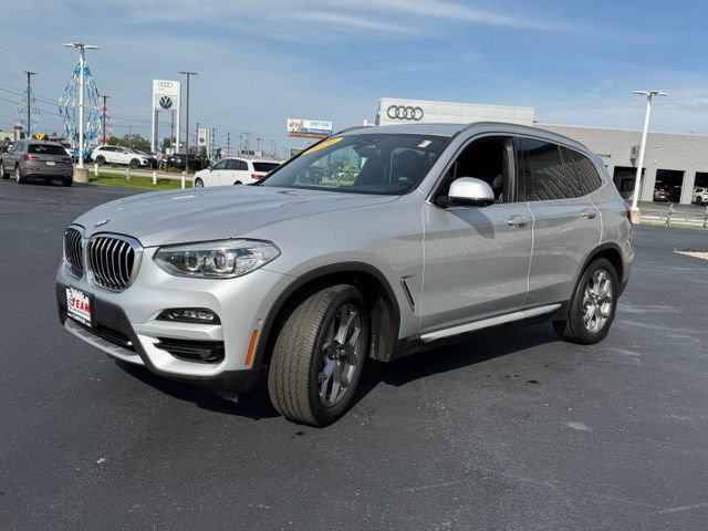 Used 2021 BMW X3 xDrive30i w/ Premium Package AWD/4WD image 3
