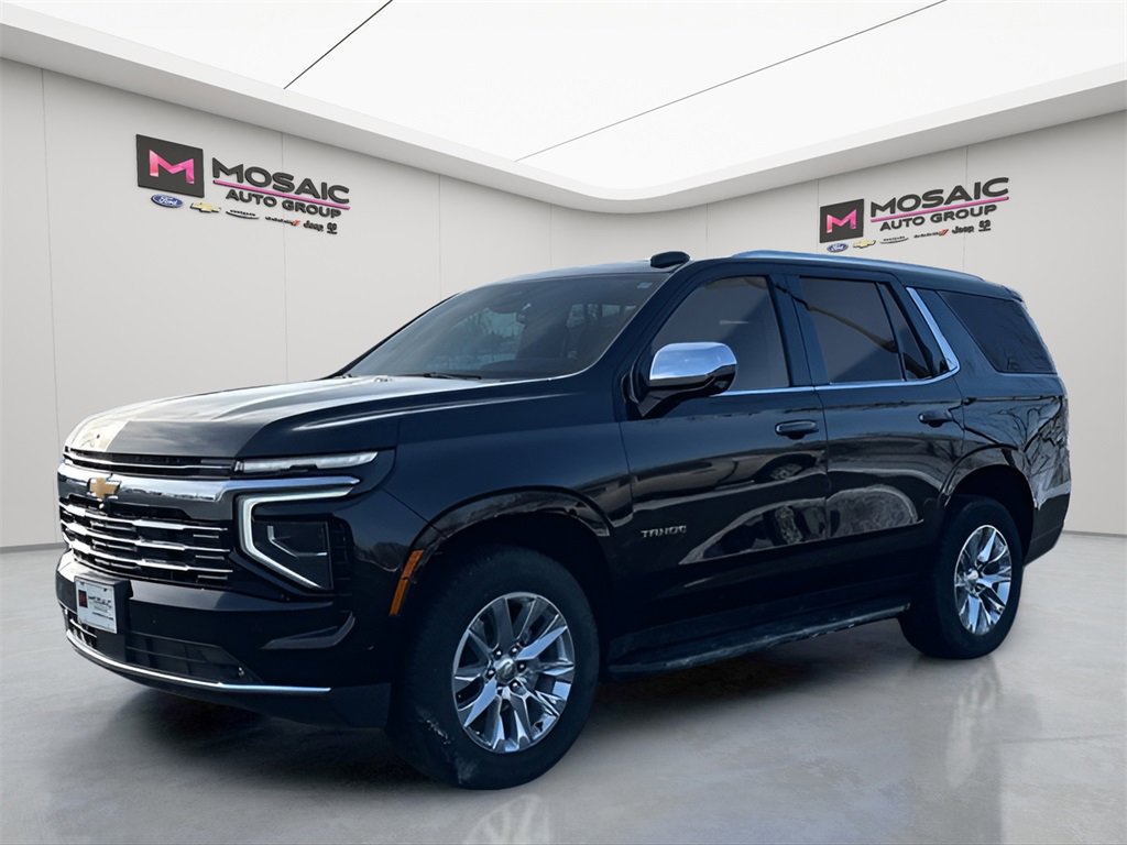 Used 2025 Chevrolet Tahoe Premier image 3