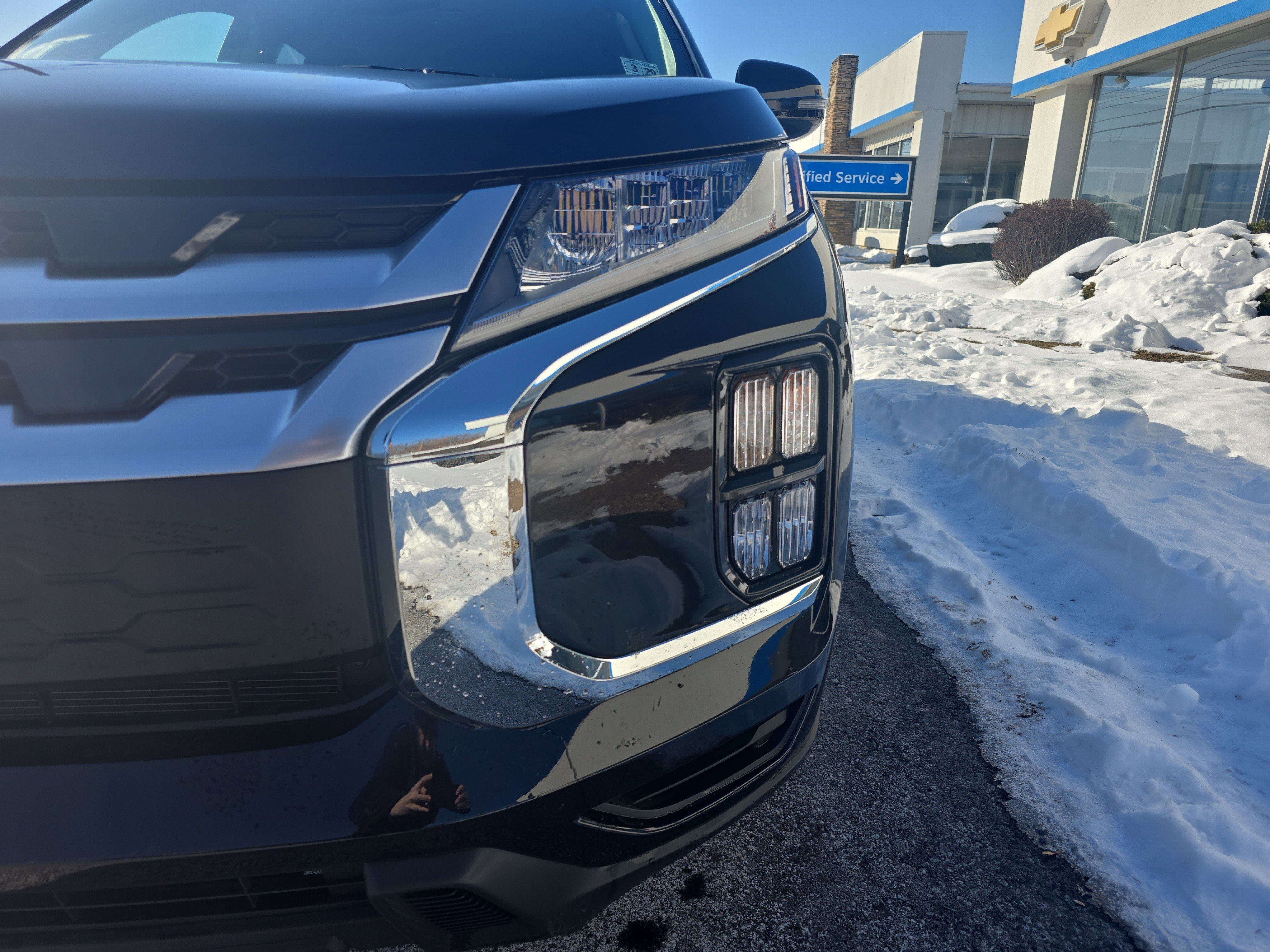 Used 2025 Mitsubishi Outlander Sport SE image 10