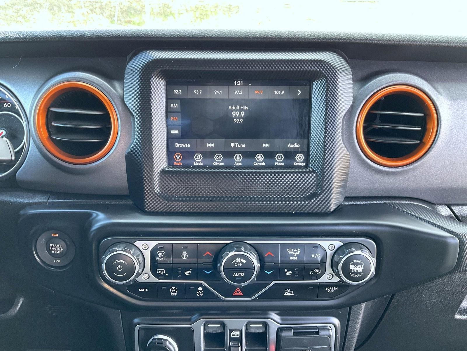 Used 2021 Jeep Gladiator Mojave w/ LED Lighting Group image 13