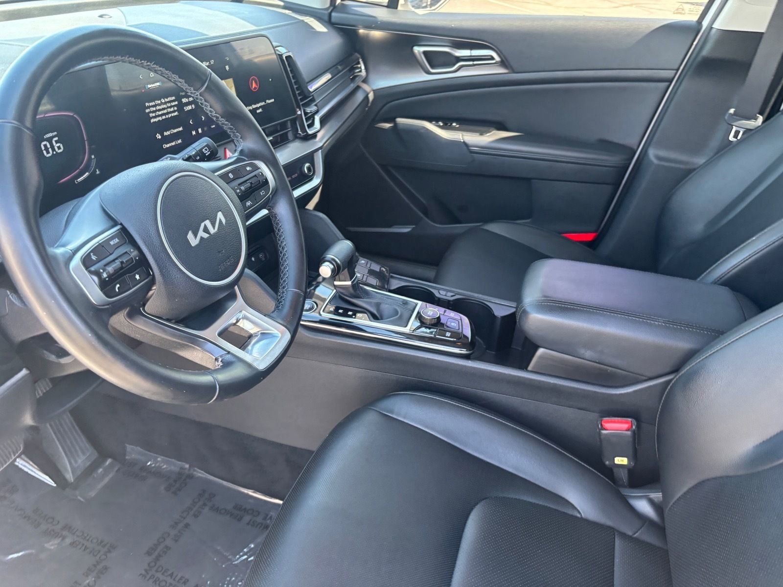 Used 2023 Kia Sportage EX image 19