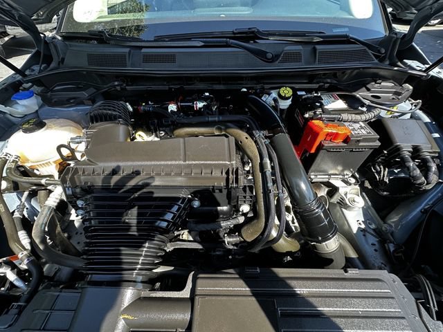 Certified 2023 Lincoln Corsair AWD image 32