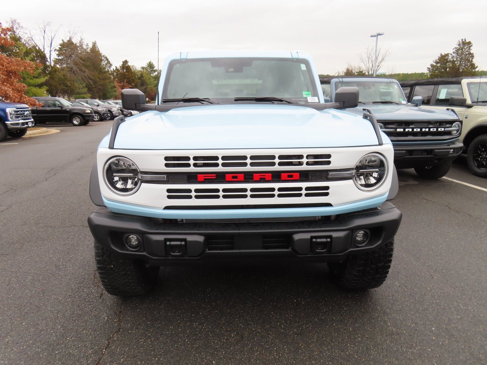 New 2025 Ford Bronco Heritage Edition image 2