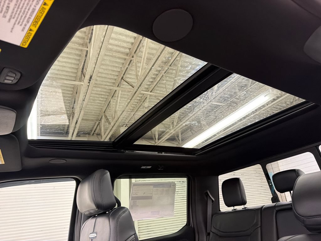 New 2027 Ford F250 Platinum AWD/4WD image 9