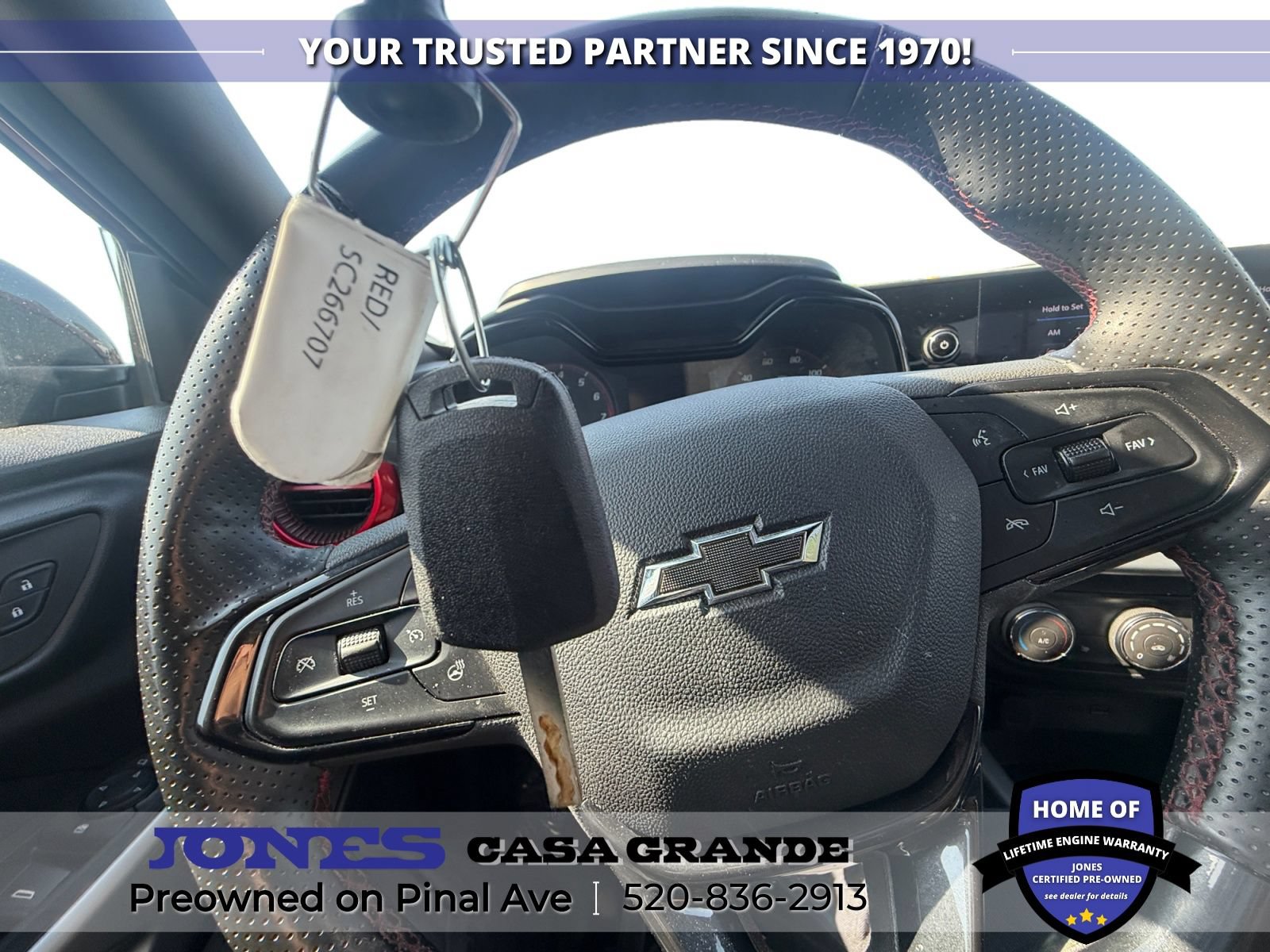 Used 2025 Chevrolet Trax RS w/ Sunroof Package FWD image 23
