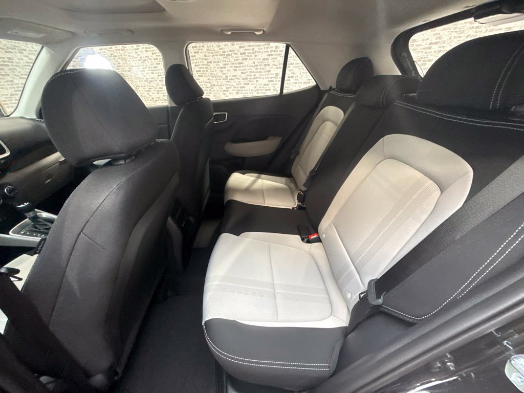 New 2026 Hyundai Venue SEL FWD image 14