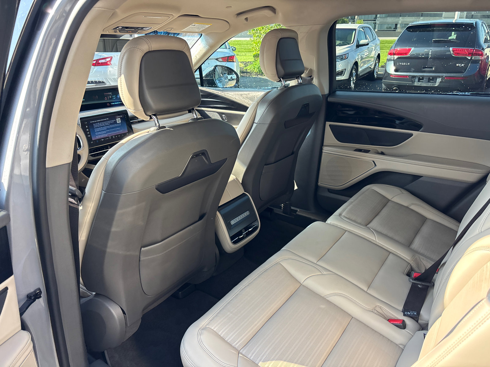 Certified 2024 Lincoln Nautilus Reserve AWD/4WD image 27