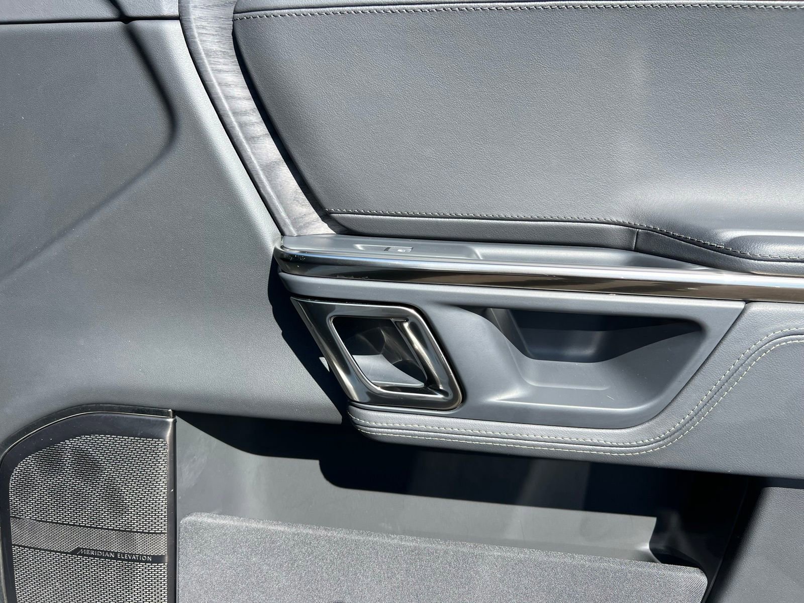 Used 2022 Rivian R1T Adventure image 50