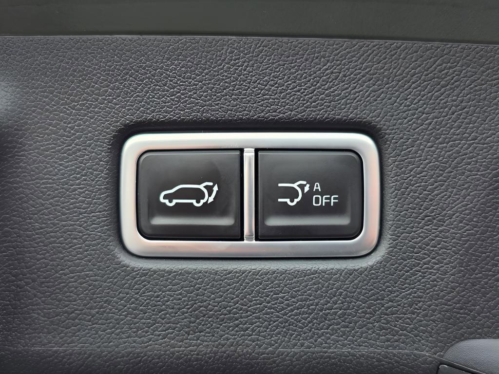 Used 2024 Kia Sorento SX Prestige image 15