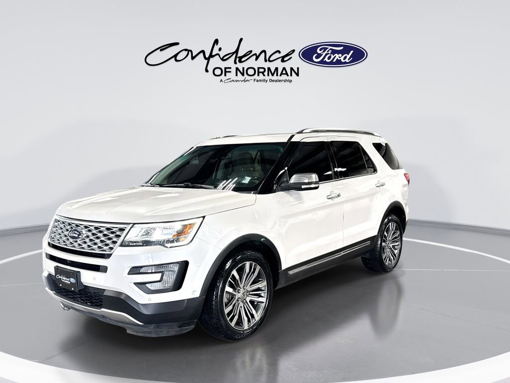 Used 2017 Ford Explorer Platinum AWD/4WD image 3