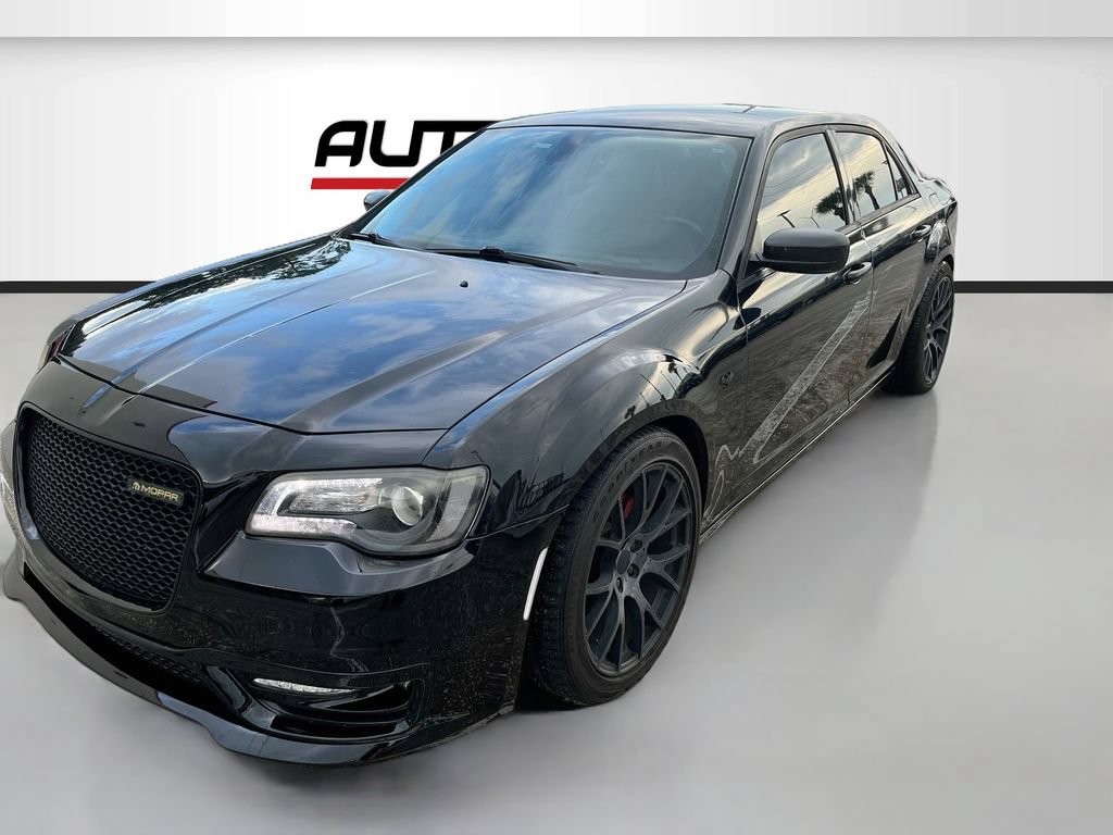 Used 2019 Chrysler 300 Limited RWD image 3