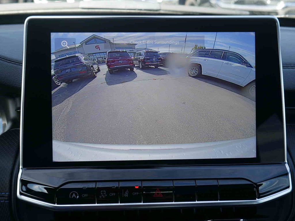 New 2026 Jeep Compass Latitude image 25