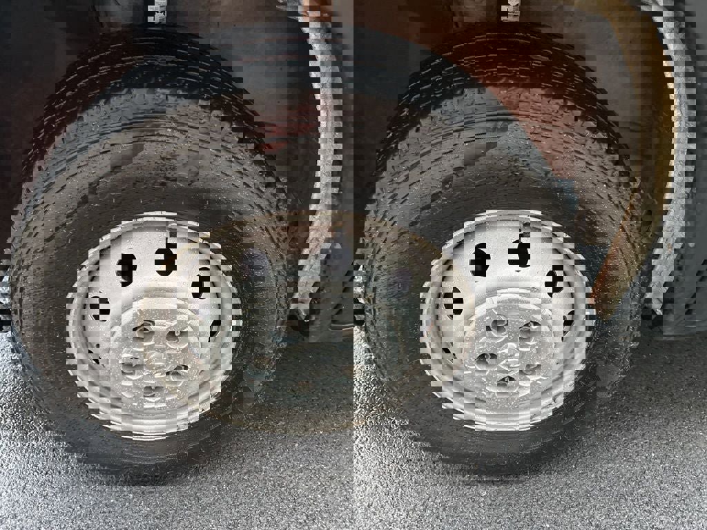 Used 2023 RAM ProMaster 2500 image 20