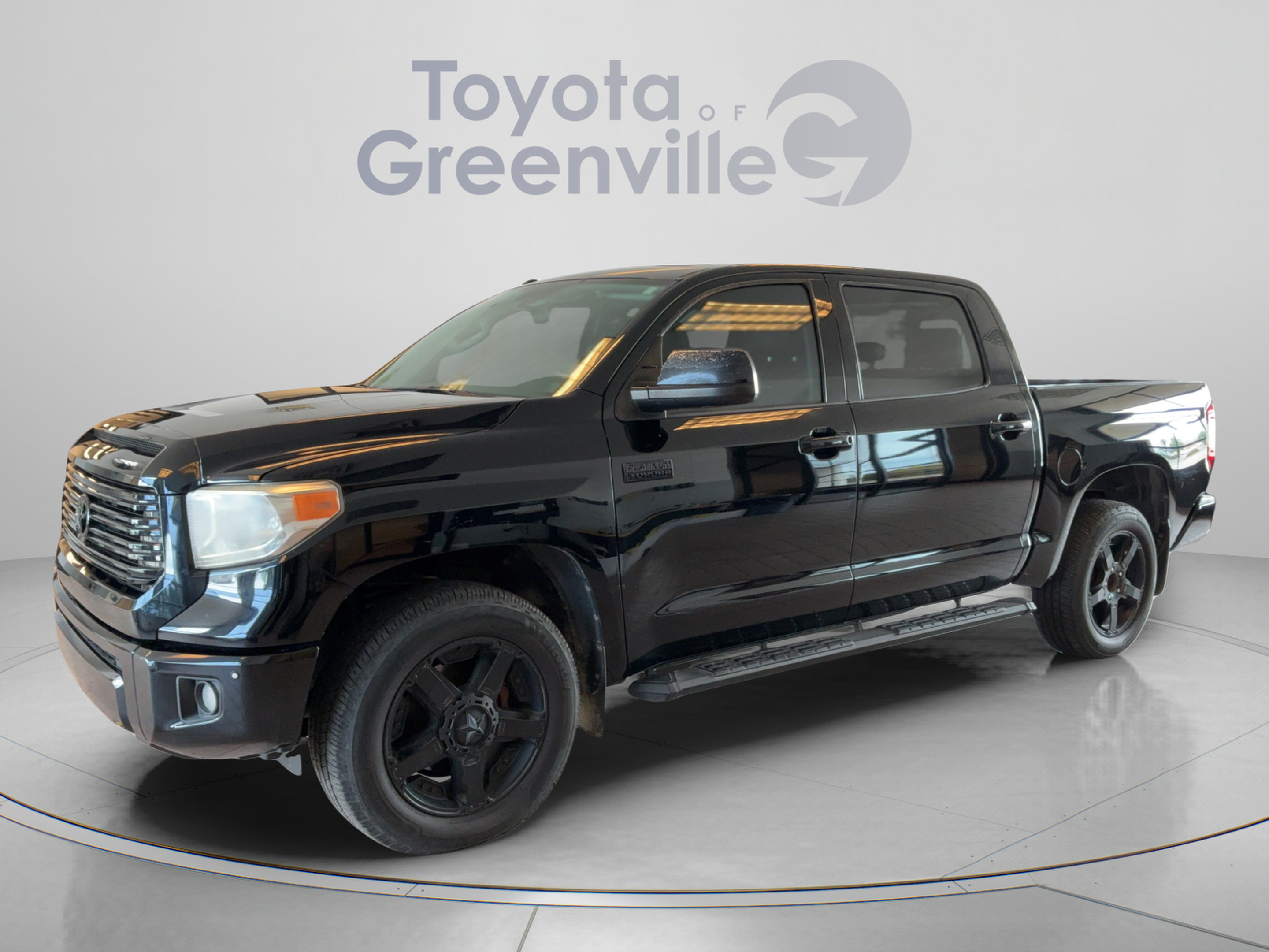 Used 2017 Toyota Tundra Platinum AWD/4WD image 2