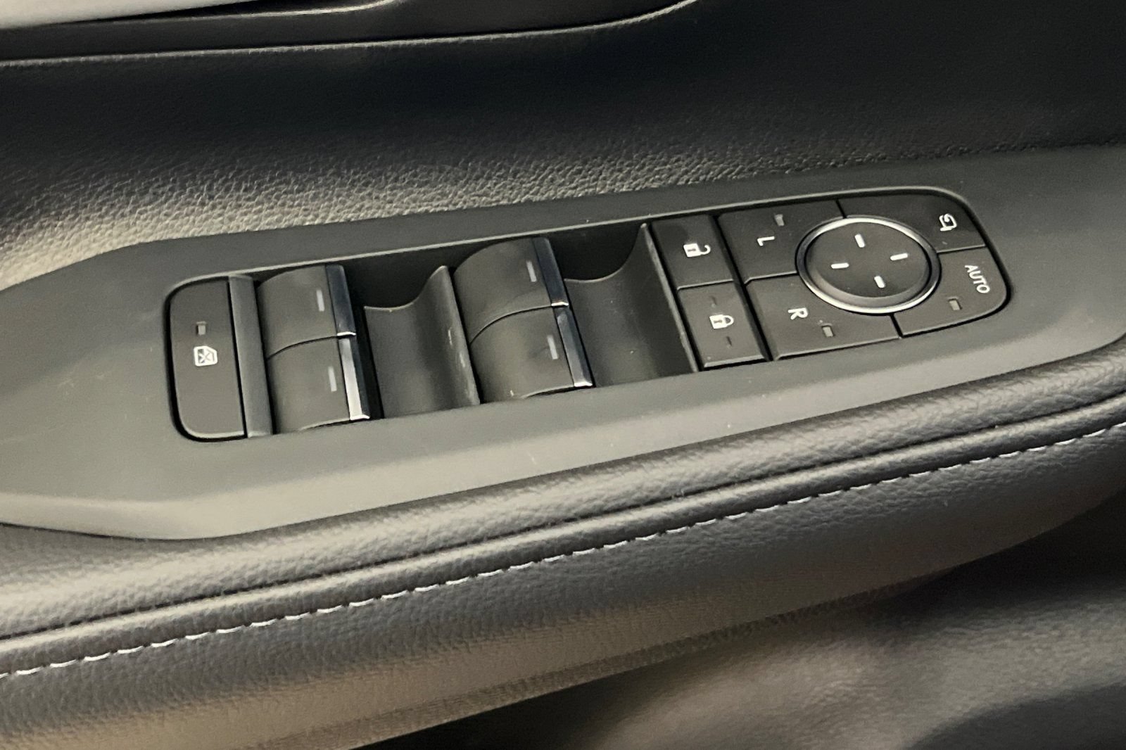 New 2026 Toyota Grand Highlander AWD Hybrid image 12
