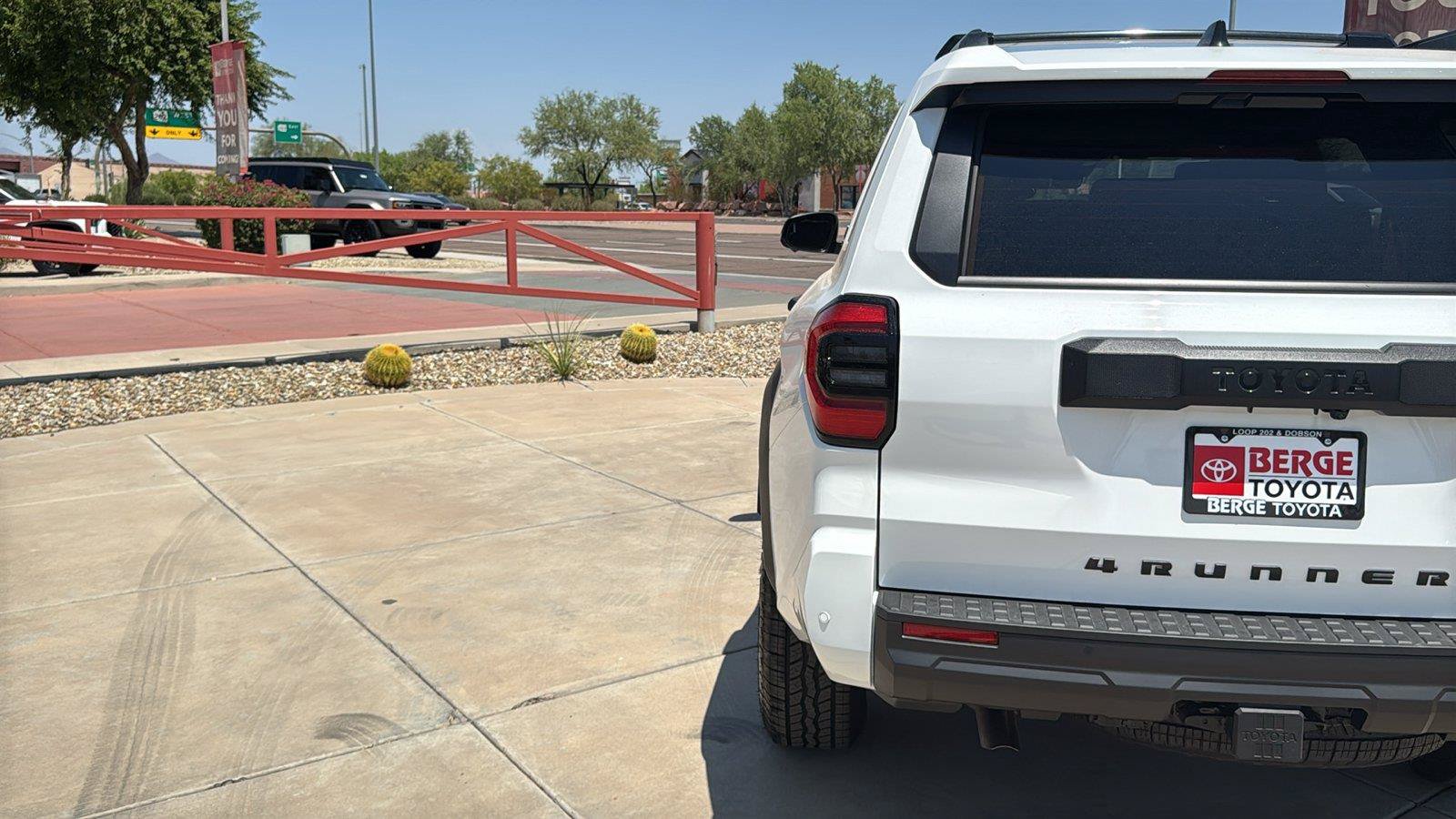 Used 2026 Toyota 4Runner TRD Off-Road Premium AWD/4WD image 8