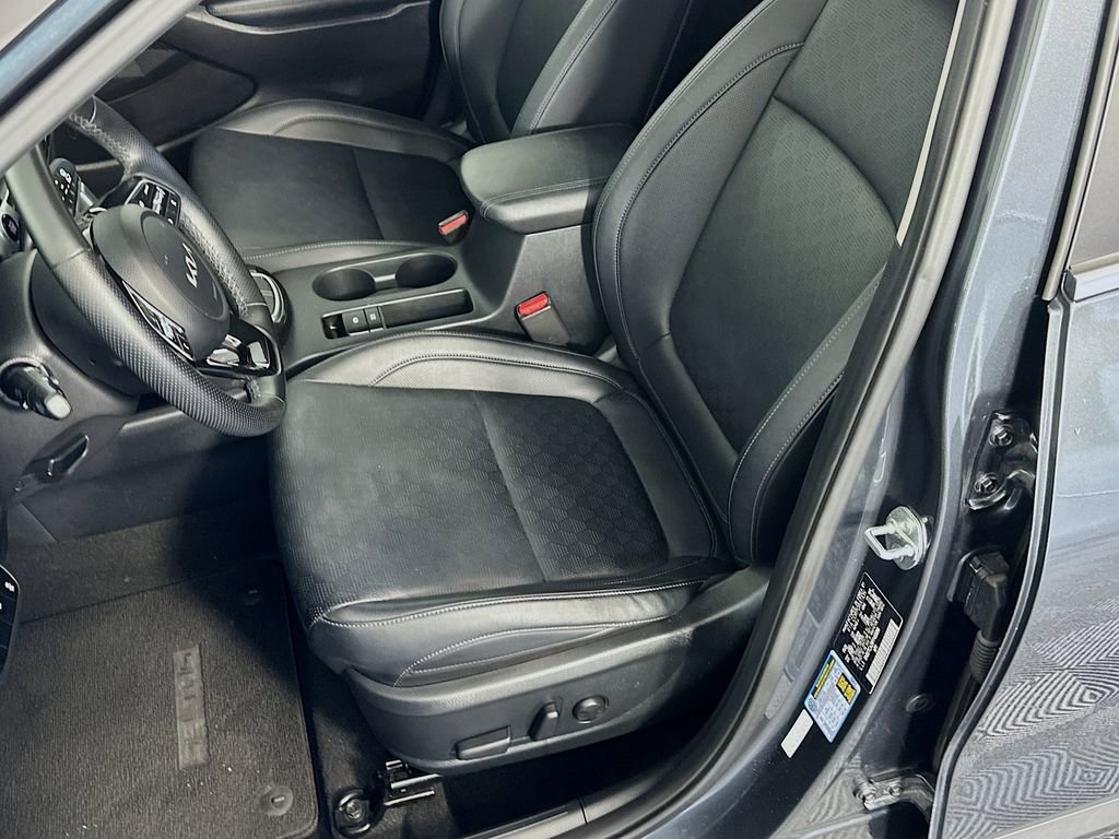 Used 2023 Kia Seltos SX w/ SX Sunroof Package AWD/4WD image 20