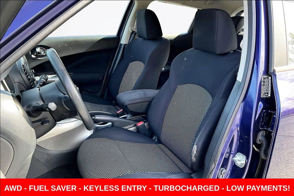Used 2015 Nissan Juke S image 19