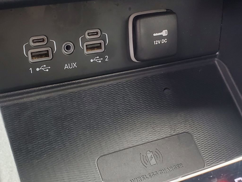 Used 2024 Jeep Grand Cherokee Altitude image 25