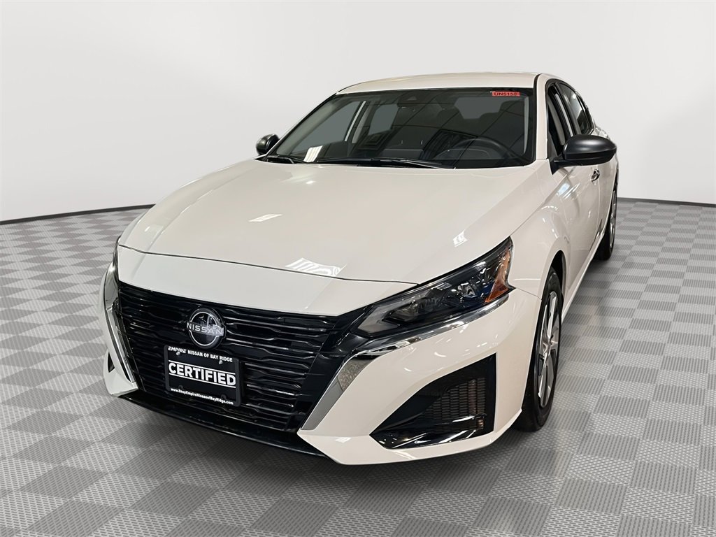 Certified 2025 Nissan Altima 2.5 S image 6