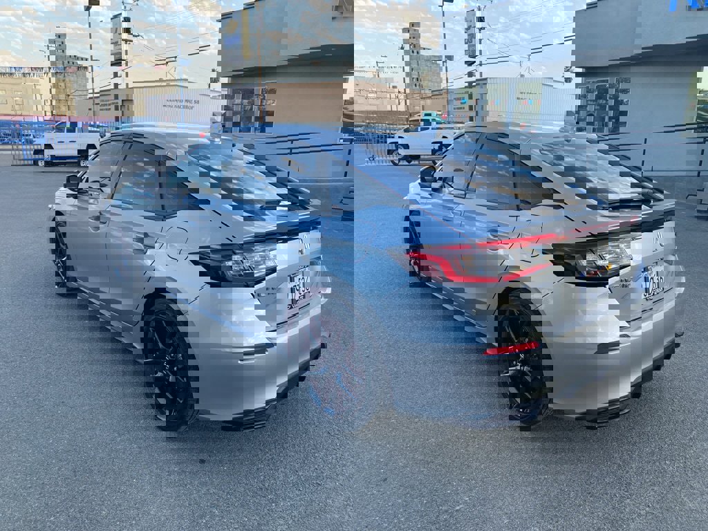 Used 2024 Honda Civic Sport image 11