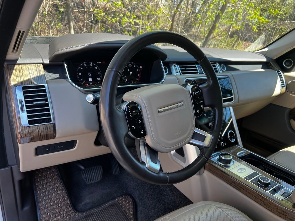 Used 2019 Land Rover Range Rover HSE image 11