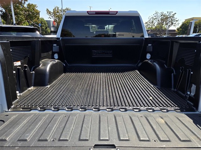 Used 2024 GMC Sierra 1500 SLT image 28