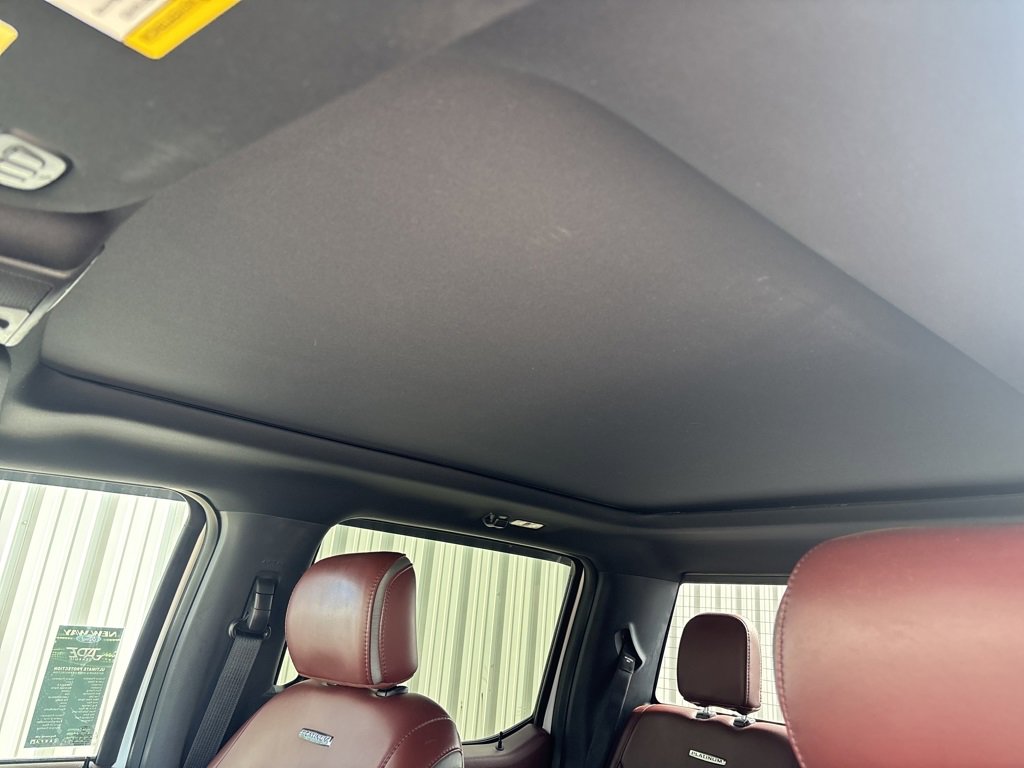 Used 2018 Ford F150 Platinum w/ Equipment Group 701A Luxury image 29