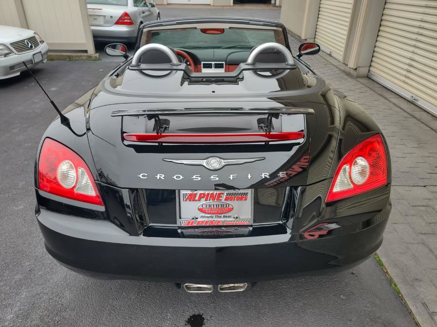 Used 2006 Chrysler Crossfire Limited RWD image 20