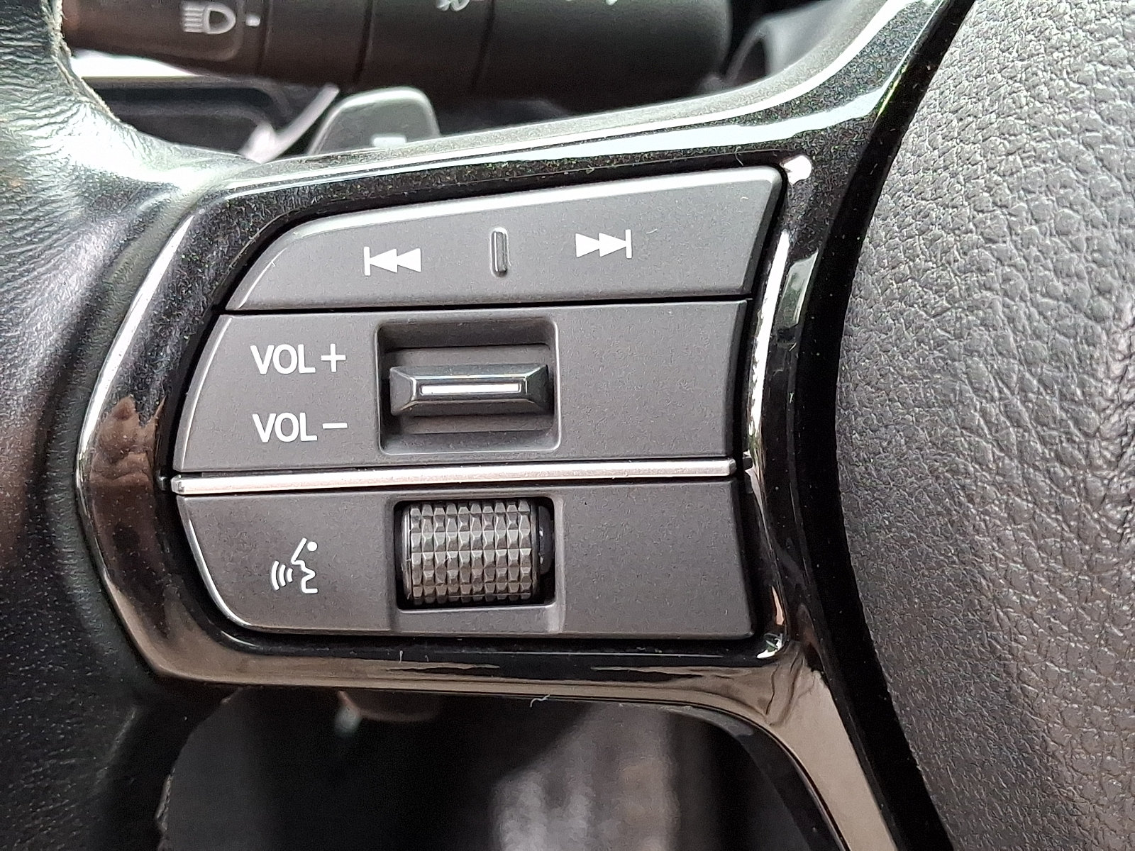 Used 2022 Honda Civic Touring image 23