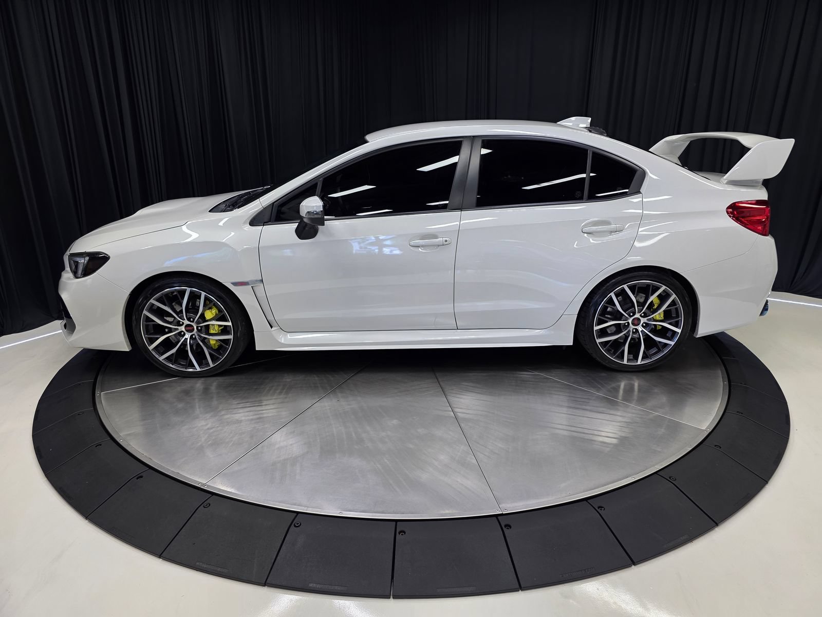 Used 2020 Subaru WRX STI AWD/4WD image 12