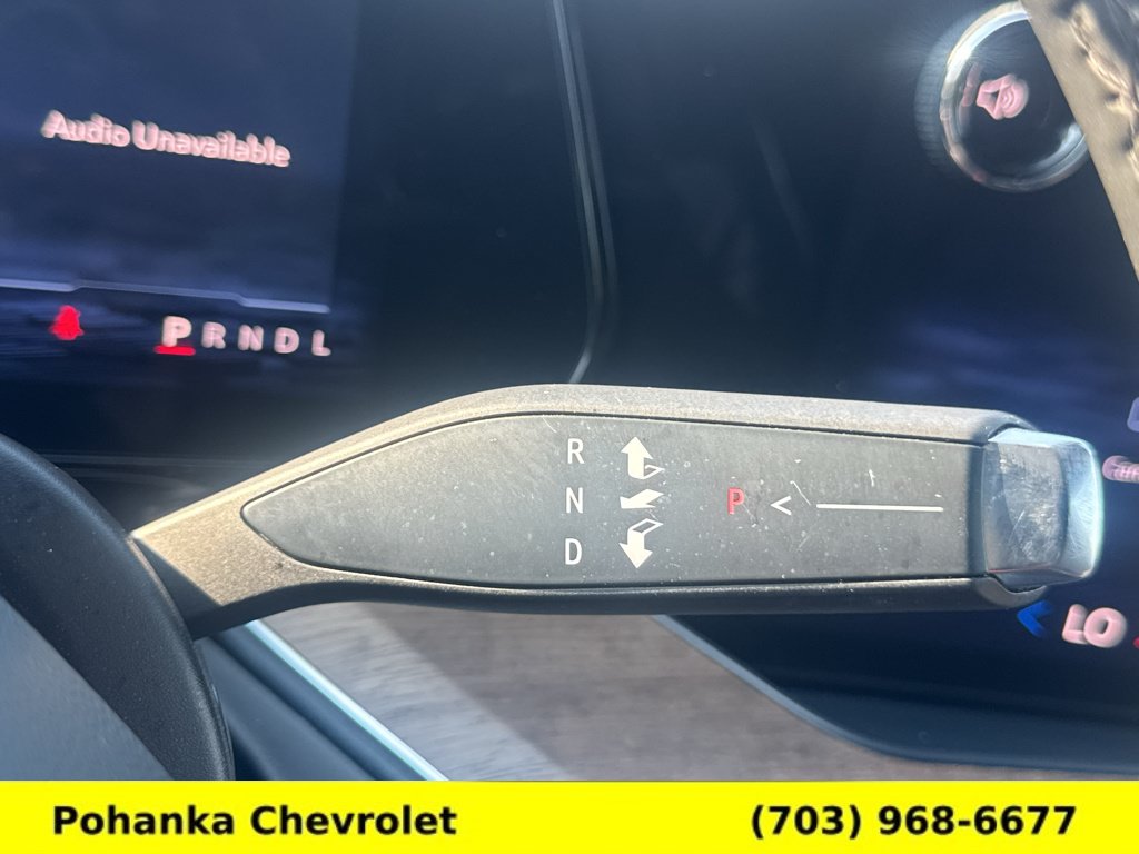 Used 2025 Chevrolet Suburban High Country AWD/4WD image 11