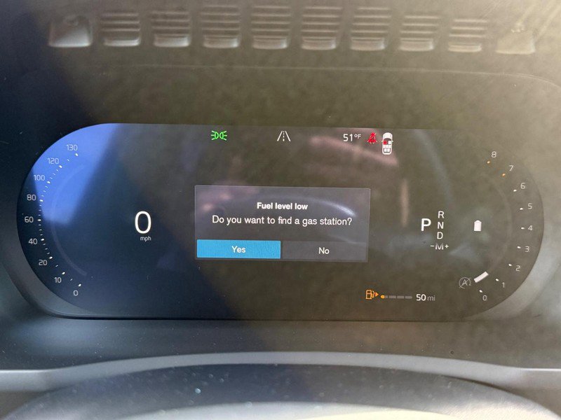 New 2026 Volvo XC90 B6 Core image 15