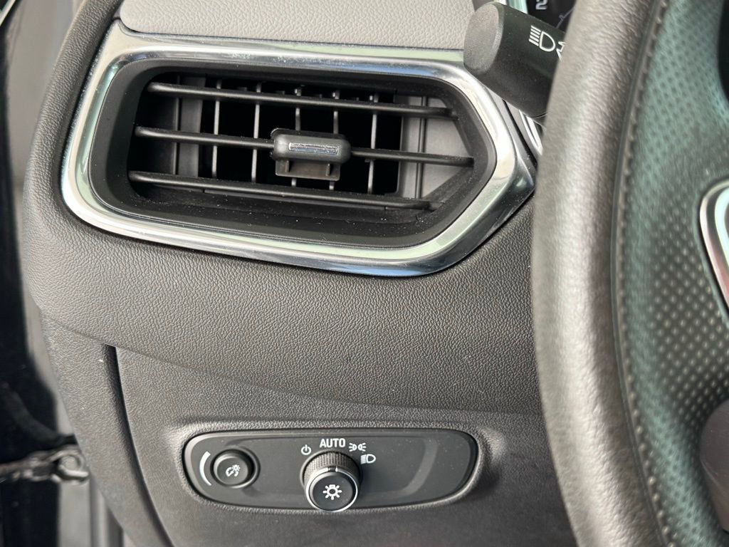 Used 2024 Chevrolet Equinox LS image 35