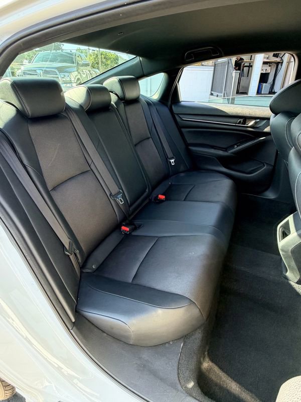 Used 2020 Honda Accord Sport image 16