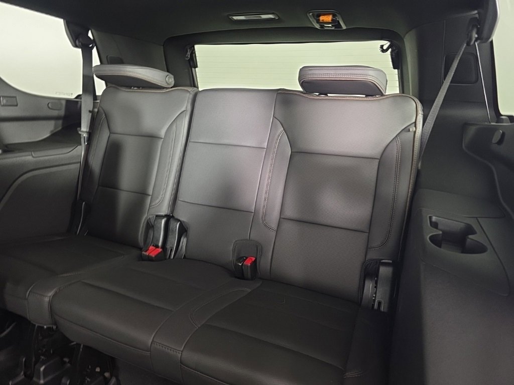 Used 2023 Chevrolet Tahoe High Country image 33