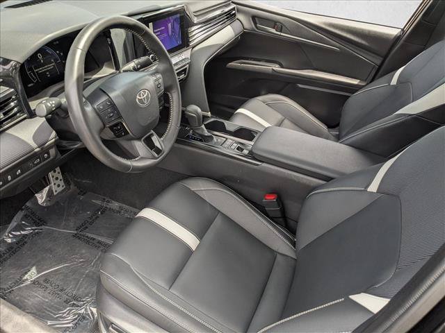Used 2025 Toyota Camry SE FWD image 10