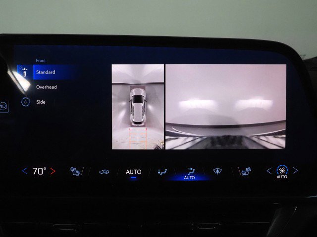 Used 2024 Chevrolet Equinox EV LT image 30